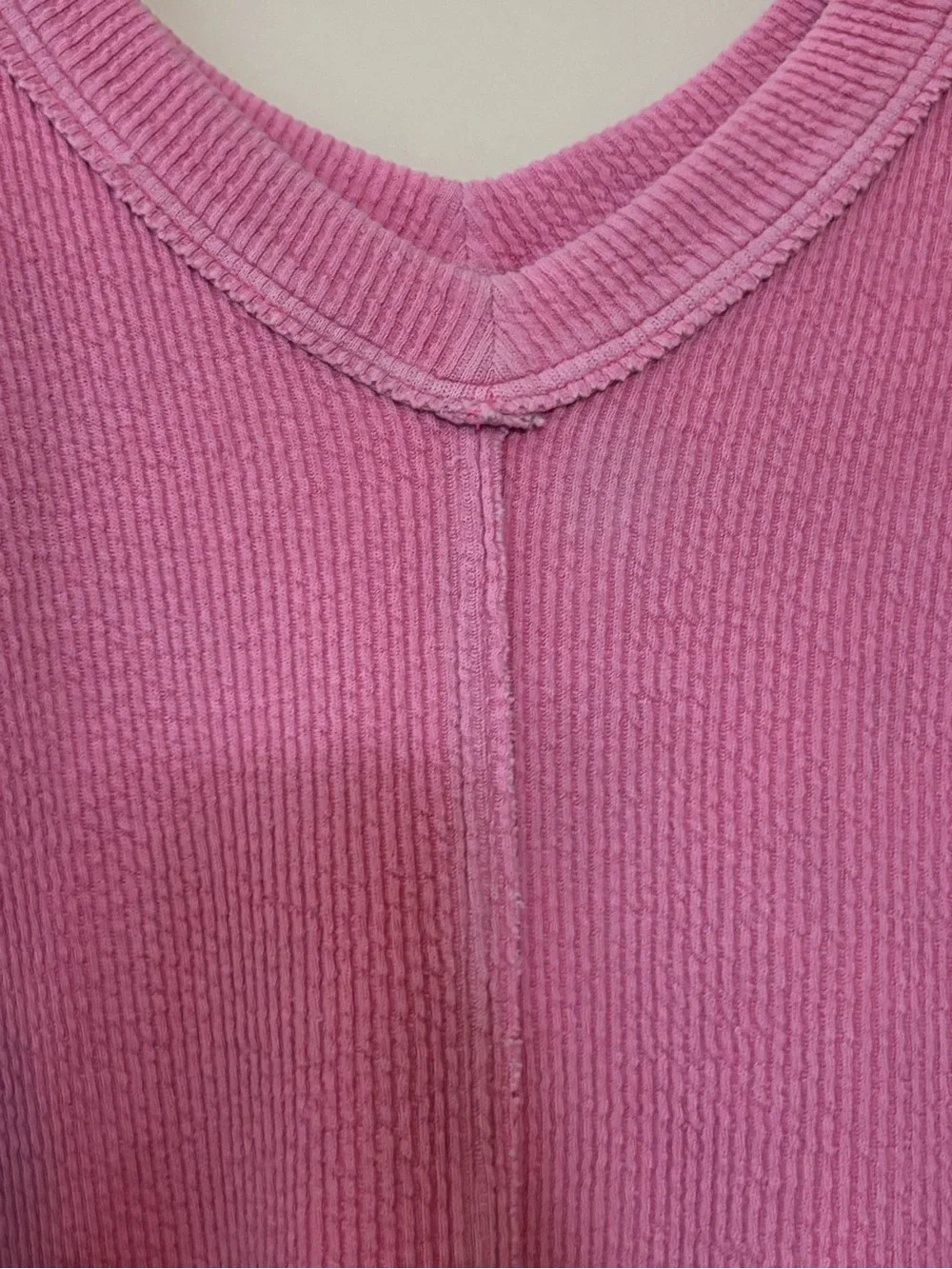 aerie  Sustainable  Real Good apparel textured Pink V-Neck Sweatshirt Pullover